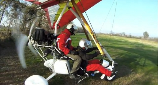 Volo in deltaplano a motore - Zona Milano